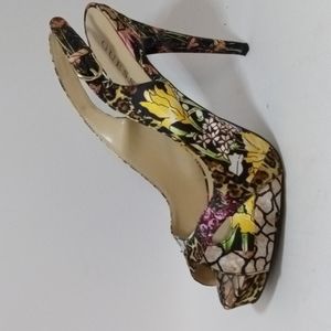 Guess platform high heels 👠 size 10